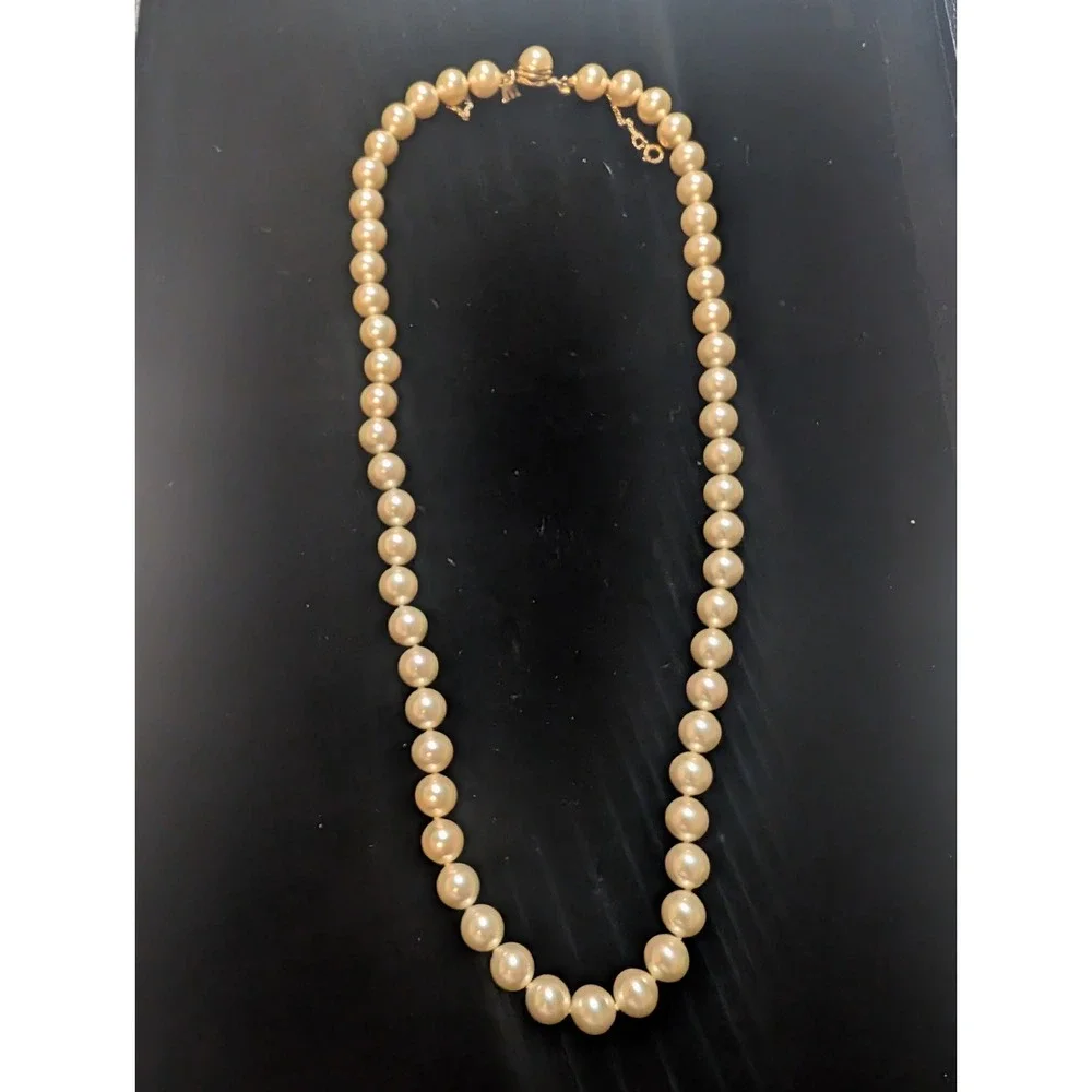 Vintage Majorica Faux Pearl Necklace Sterling Clasp 22in Gold tone Single Strand